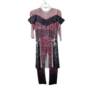 Descendants 3 Aurora Costume Pink and Black Patterned Size 140 (Kids Size 10)